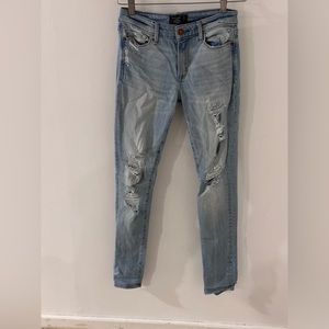 Abercrombie & Fitch low rise skinny blue jean with ripe